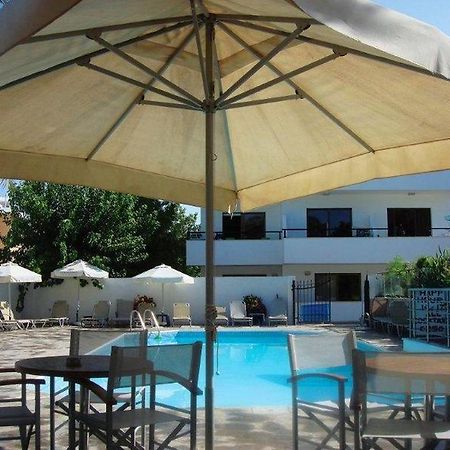 Andries Apartments Πάφος Εξωτερικό φωτογραφία